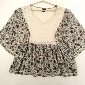 Torrid 4 Blouse Women&#039;s 4X Floral Print Chiffon Lace Yoke Shirt Boho Flowy Sheer